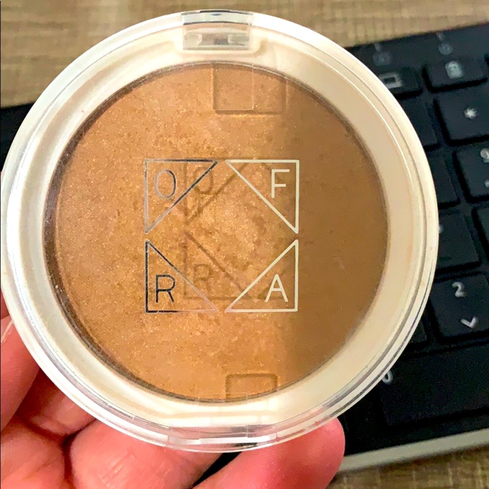 Ofra bronzer Americano
